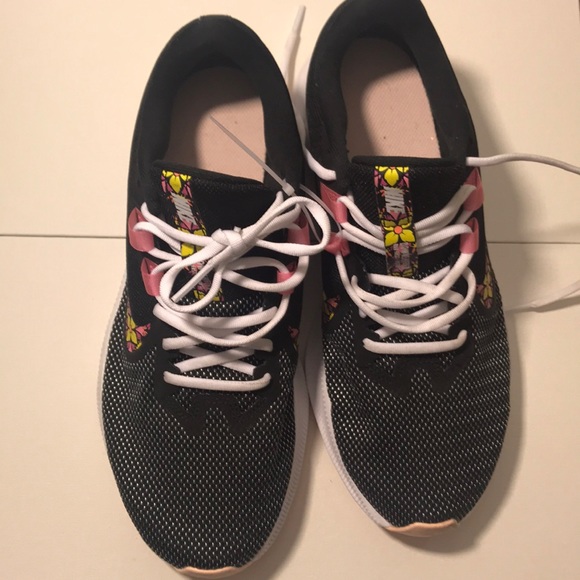 NIKE RUNNING Shoes - NIKE